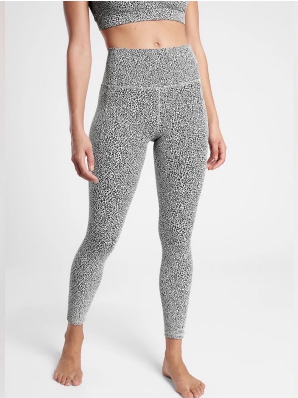 Athleta High-Rise Salutation Stash II Textured Tights